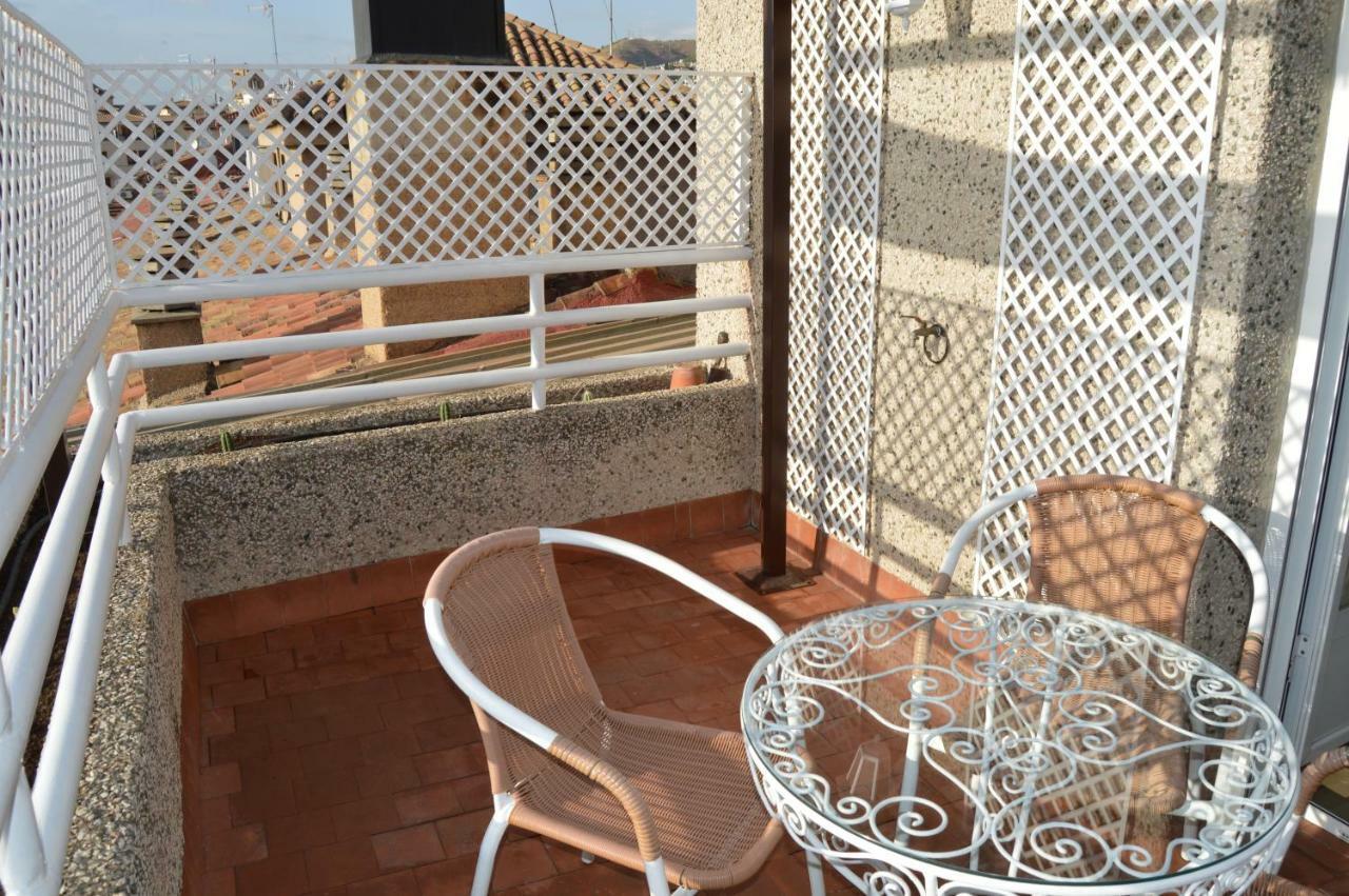 Apartamento Aben Humeya غرناطة المظهر الخارجي الصورة